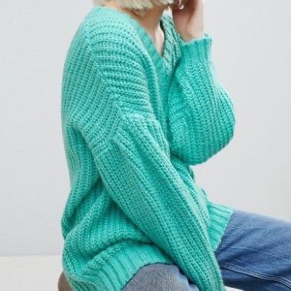NWT ASOS Oversized Sweater with Pleat Sleeve in Bright Turquoise - Picture 4 of 7